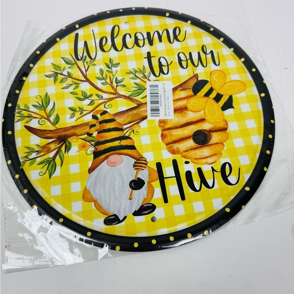 Retro Round Sign Welcome to Our bee hive 12X12 - Picture 2 of 2